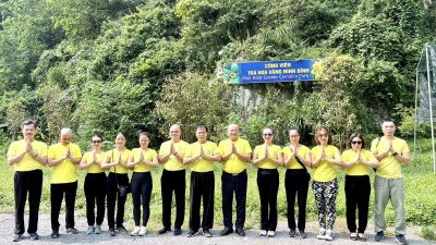 Công viên trà hoa vàng Ninh Bình vinh dự đón tiếp đoàn đại biểu Môn phái Khí công Himalaya