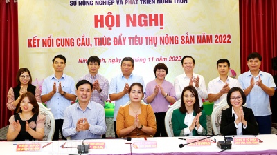 Kết nối cung cầu và ký Hợp đồng hợp tác phân phối, giới thiệu sản phẩm tại Sở NN&PTNT Ninh Bình