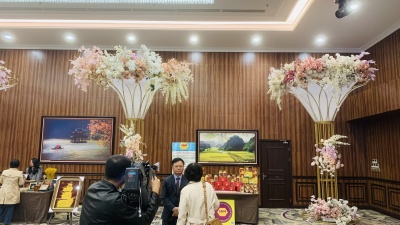 Trưng bày giới thiệu sản phẩm đặc trưng tỉnh Ninh Bình tại hội nghị phát triển du lịch 12.2022